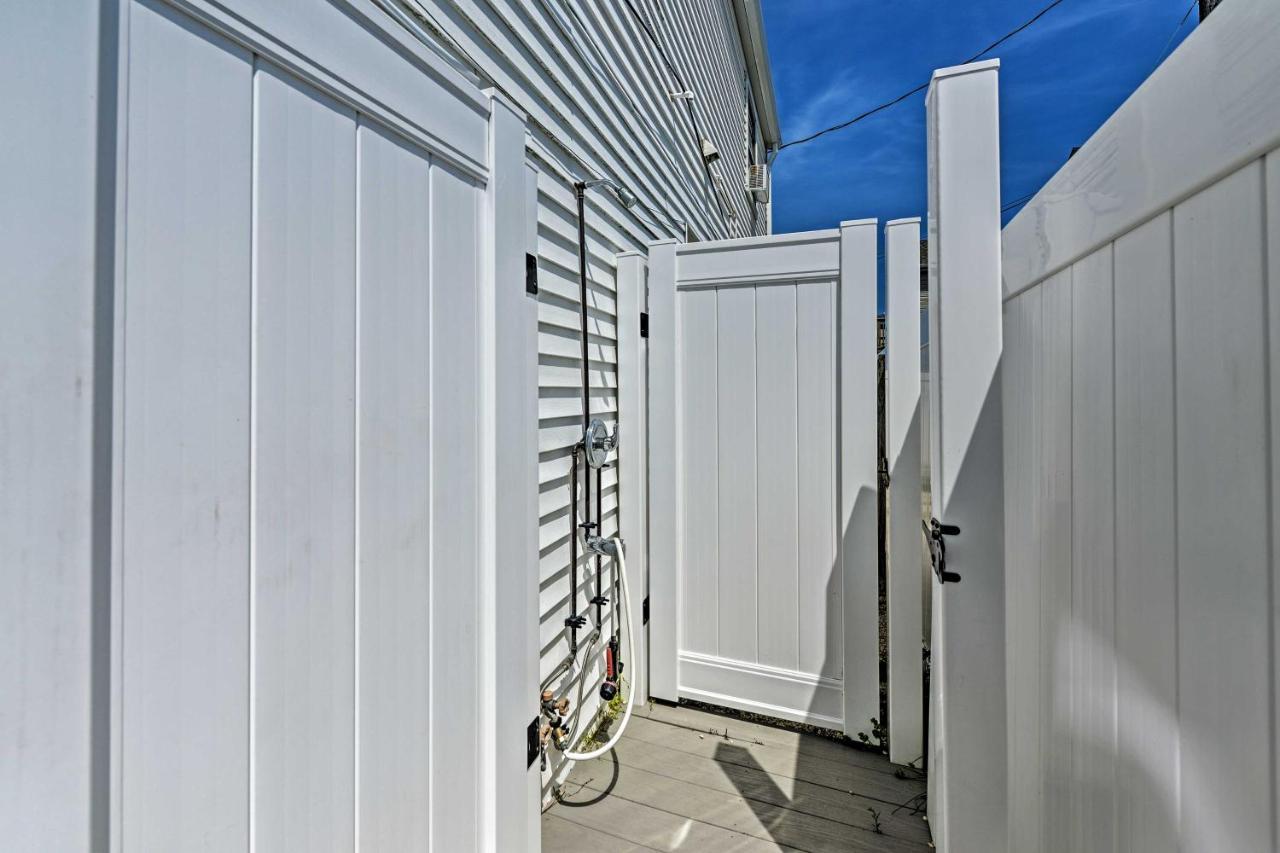 Walk To Beach Coastal Brigantine Condo With Patio! Exterior photo