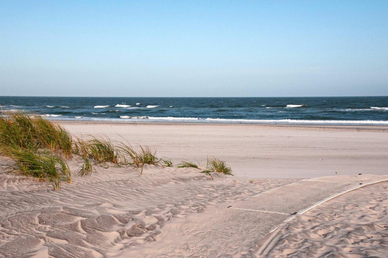 Walk To Beach Coastal Brigantine Condo With Patio! Exterior photo